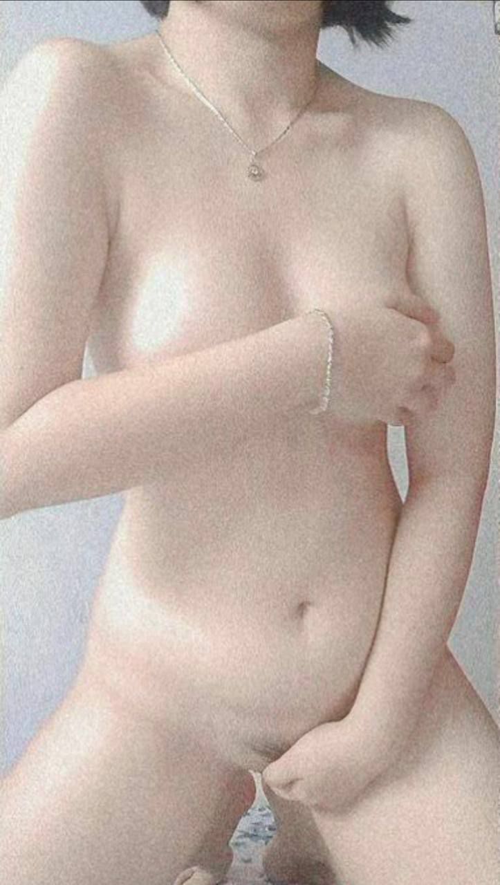 Gặp lại cháu gái sau nhiều năm, dù đã dậy thì nhưng âm đạo vẫn sữa đặc nghịch như xưa